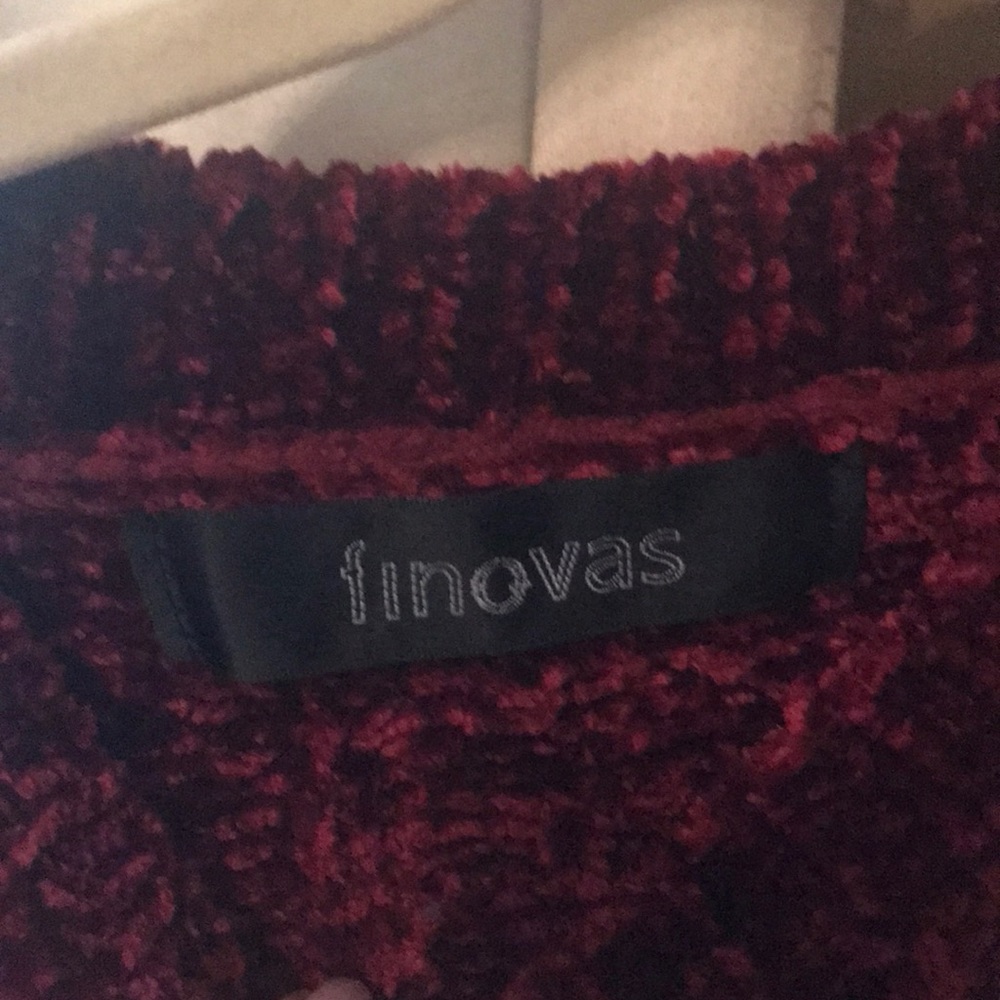 Maroon chunky sweater ! NEVER WORN BEFORE - Picture 2 of 4